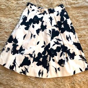 3/$25! Zara Skirt